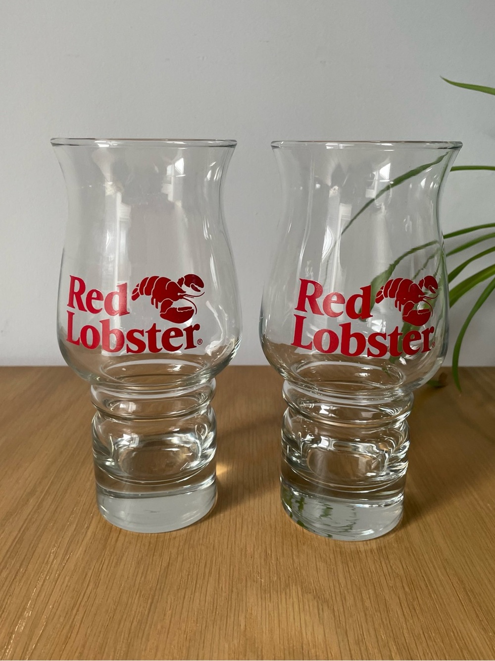 Red Lobster Restaurant Libbey Hurricane Glasses 16 oz Set of 2